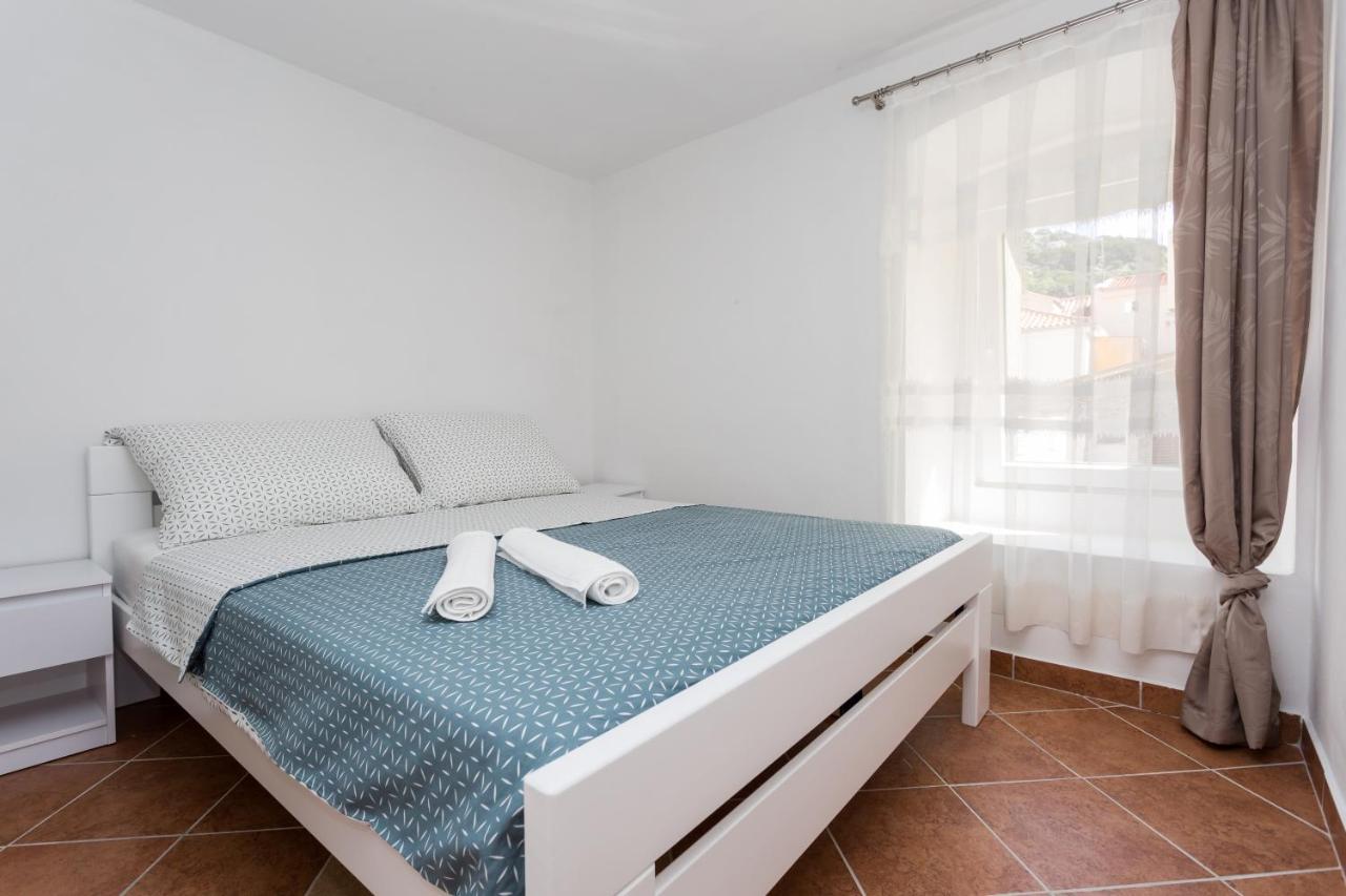 Apartmani Obala Baska  Exterior photo
